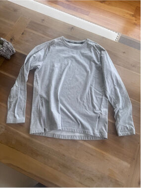 Men's Nike Gray Long Sleeve Running Tee L with Black Accents